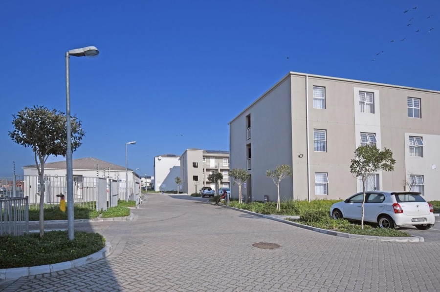 2 Bedroom Property for Sale in Heather Park Western Cape